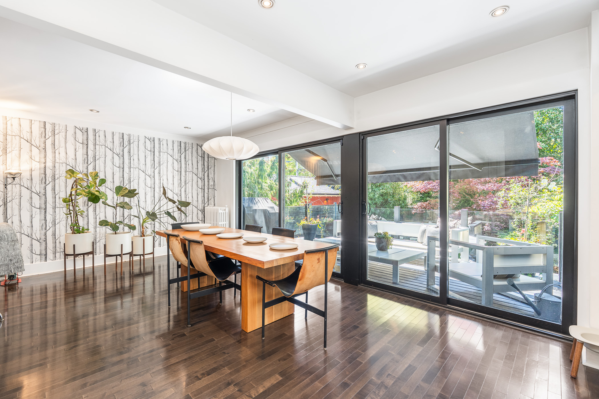 4678 W. 9th Avenue